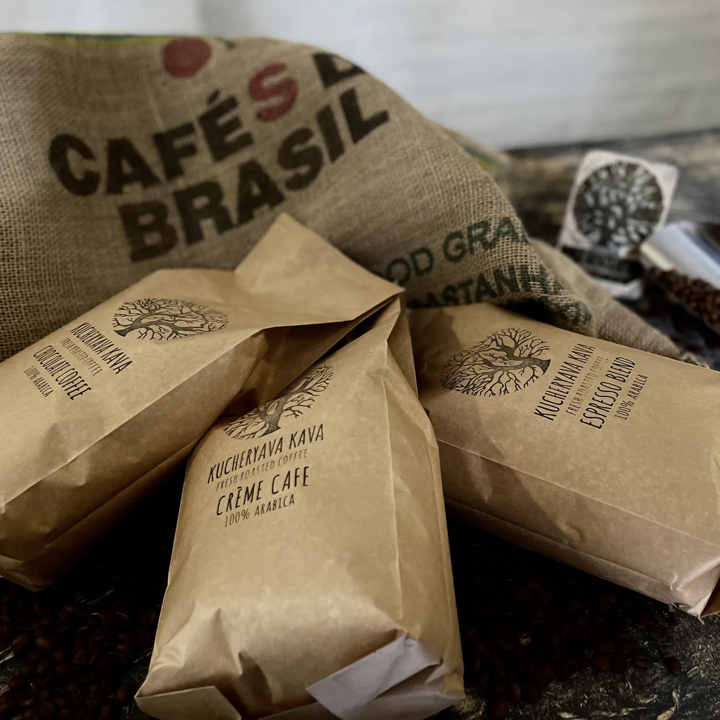 Акция -10% для любителей кофе с кислинкой: 1кг Espresso blend+1кг Chocolate Coffee+1кг Crème Cafe - Кофе молотый