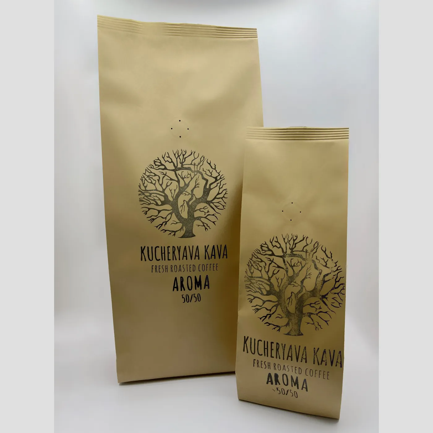 Купаж кофе молотый AROMA, Бленд кофе средней обжарки - смесь арабики и робусты 50 на 50 (Свежеобжаренный Кофе из Америки, Африки и Азии)